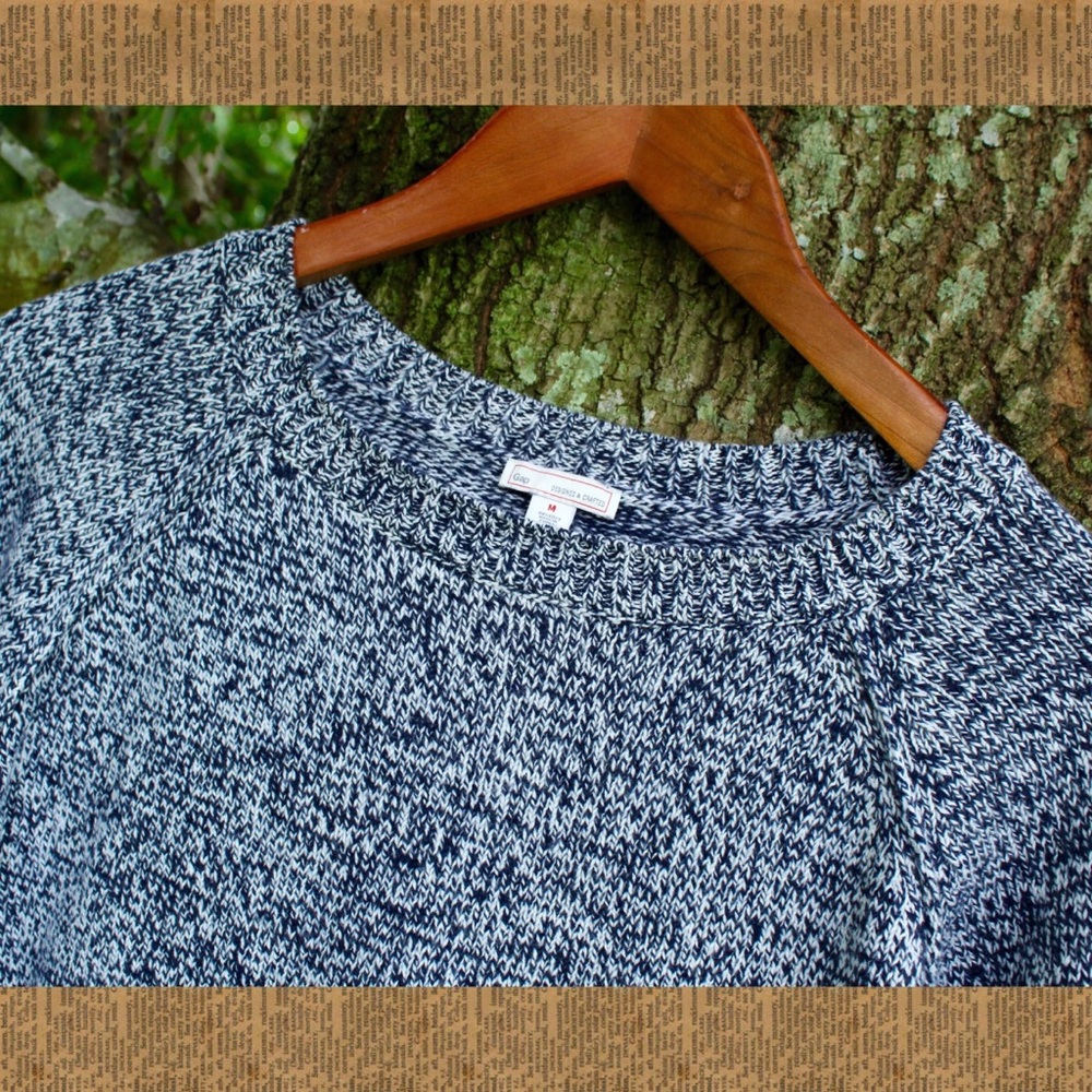 gap navy sweater - Picture 2 of 5